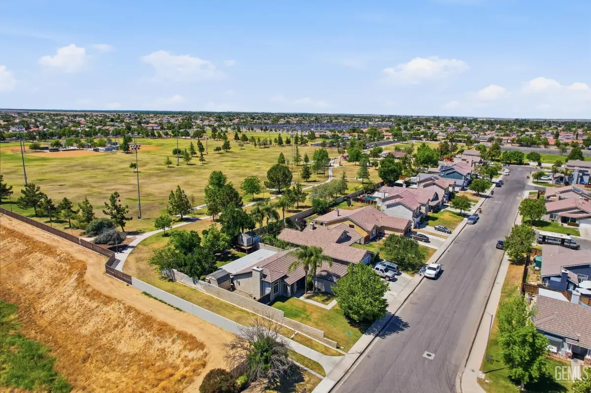 4601 GRAZING AVENUE, Bakersfield, CA 93312 - #1