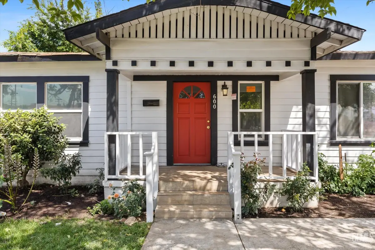 600 OLIVE STREET, Bakersfield, CA 93304 - #1