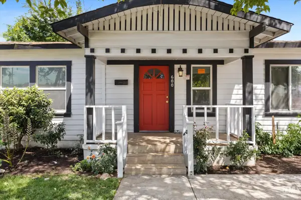 600 OLIVE STREET, Bakersfield, CA 93304