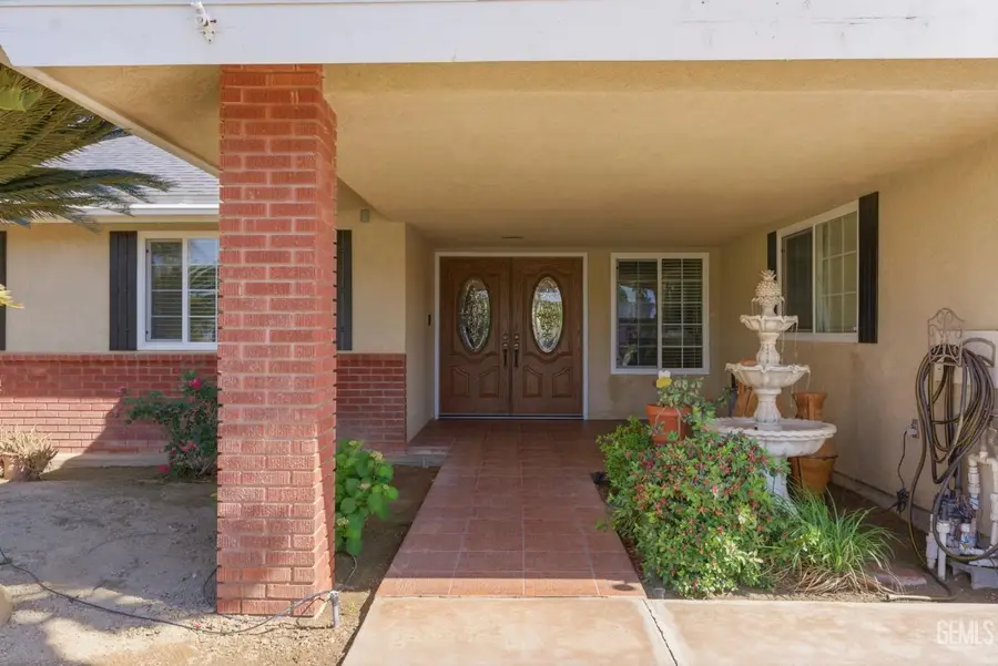 6013 MEADOW GLEN WAY, Bakersfield, CA 93306 - #3