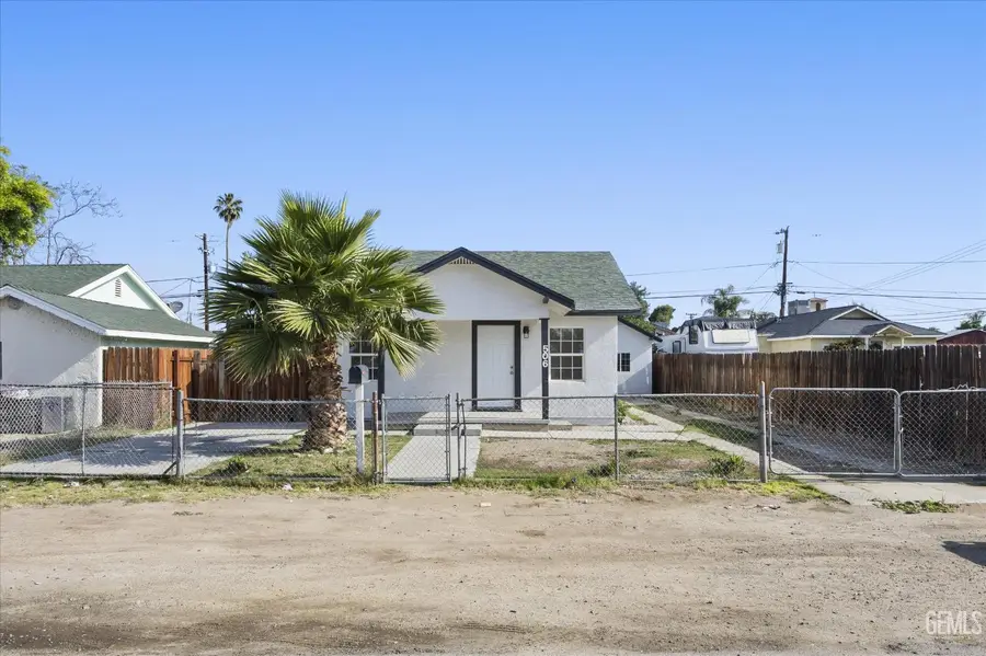 506 LINCOLN AVENUE, Bakersfield, CA 93308 - #2