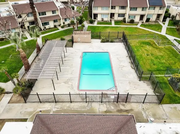 930 OLIVE DRIVE #26, Bakersfield, CA 93308