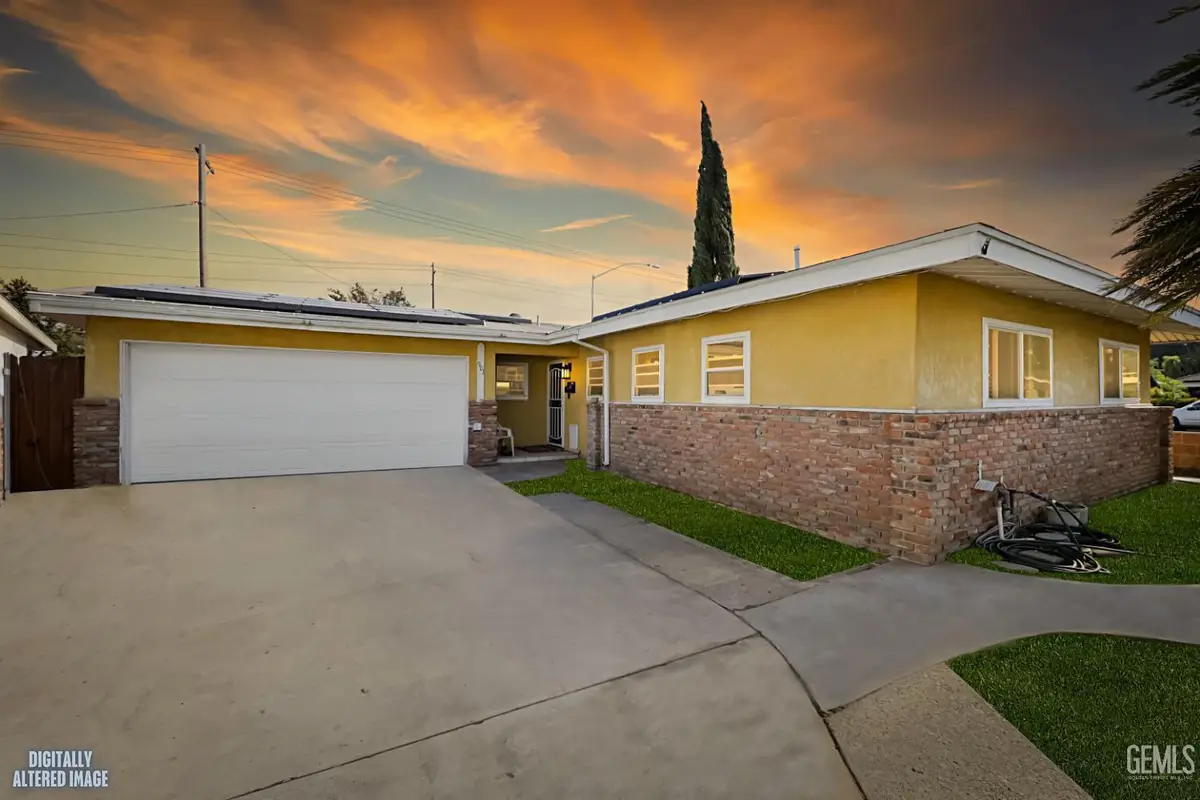 901 MONNA AVENUE, Bakersfield, CA 93308 - #1