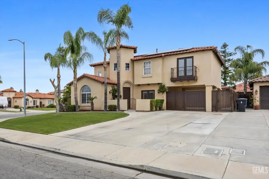 316 SOLECITA WAY, Bakersfield, CA 93314 - #3