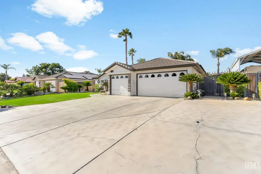 9910 BLACKFOOT DRIVE, Bakersfield, CA 93312 - #2