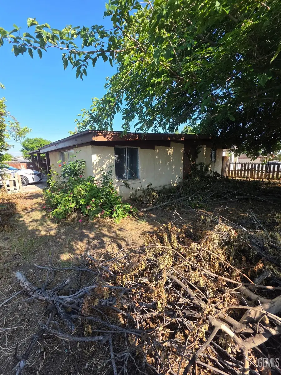 2242 OLEANDER STREET, Delano, CA 93215 - #2