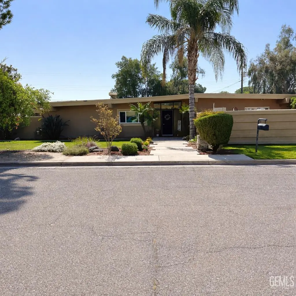 5025 FILLMORE AVENUE, Bakersfield, CA 93306 - #1