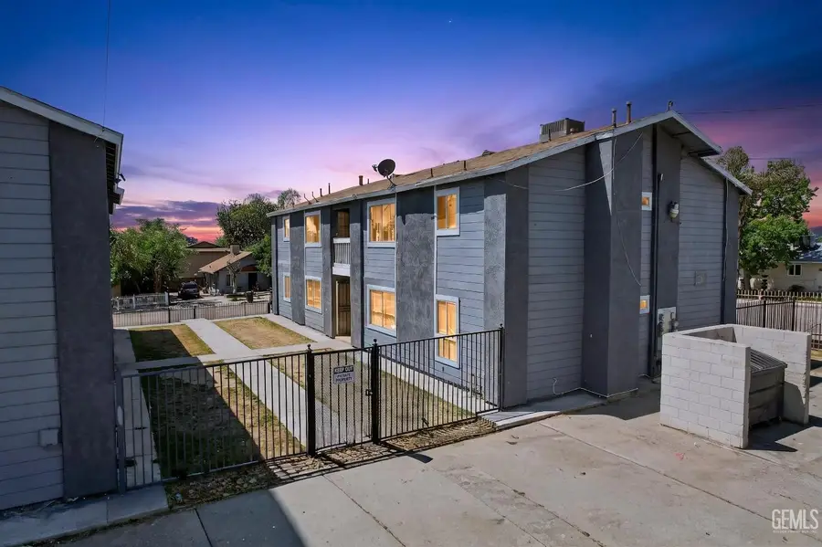 1300 FLOWER STREET, Bakersfield, CA 93305 - #2
