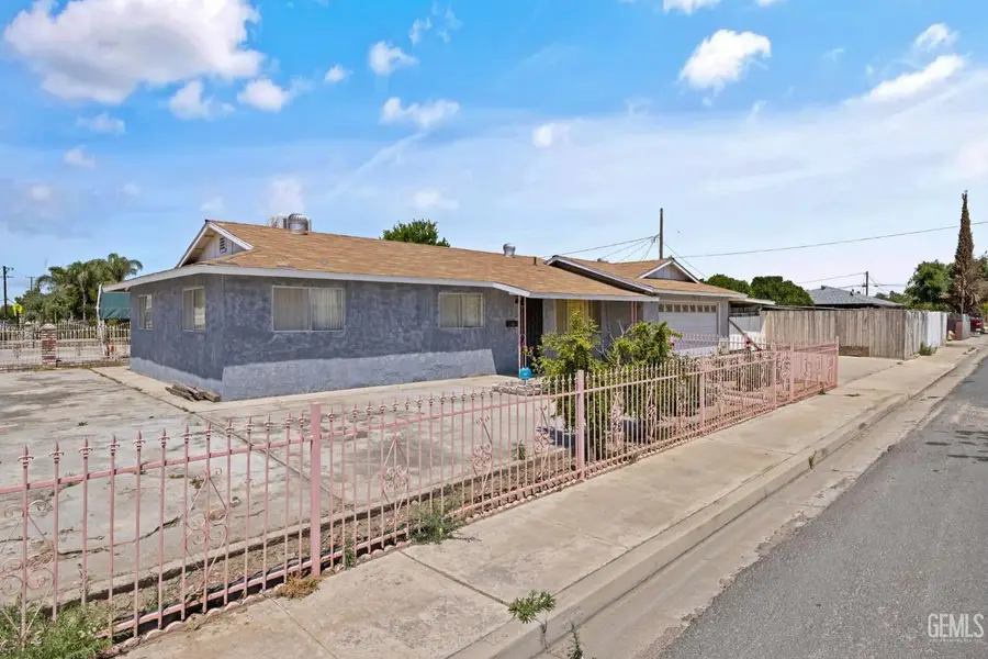 0 105 12TH AVE, Delano, CA 93215 - #3