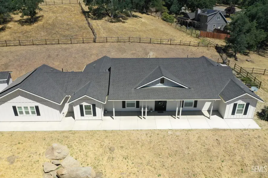 25904 BEAR VALLEY ROAD, Tehachapi, CA 93561 - #3