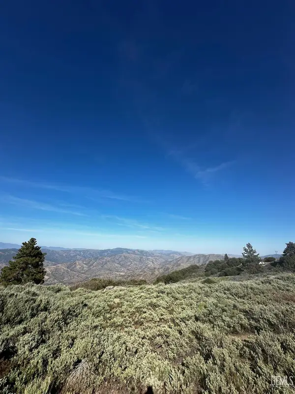 25840 REMINGTON COURT, Tehachapi, CA 93561