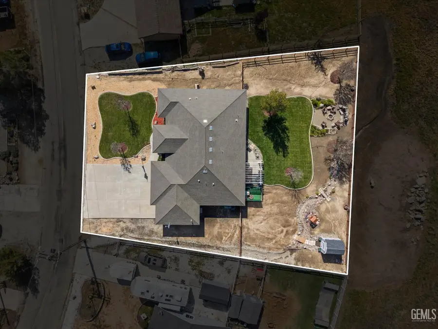 28100 BRAEBURN PLACE, Tehachapi, CA 93561 - #3
