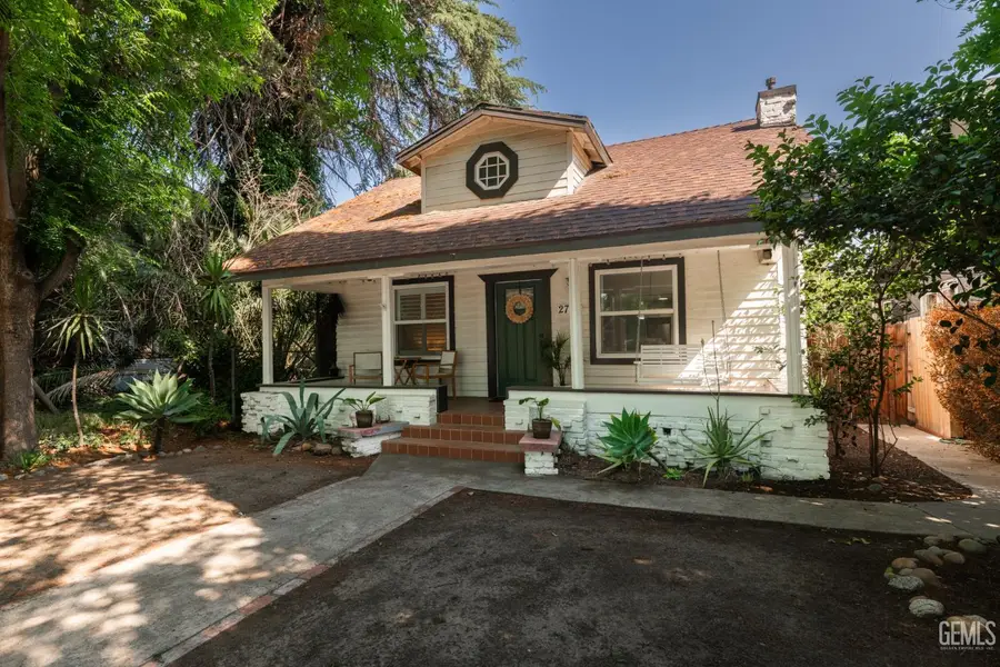 2706 19TH STREET, Bakersfield, CA 93301 - #2