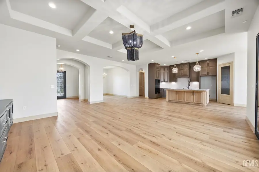 16600 STONE MILL COURT, Bakersfield, CA 93314 - #2