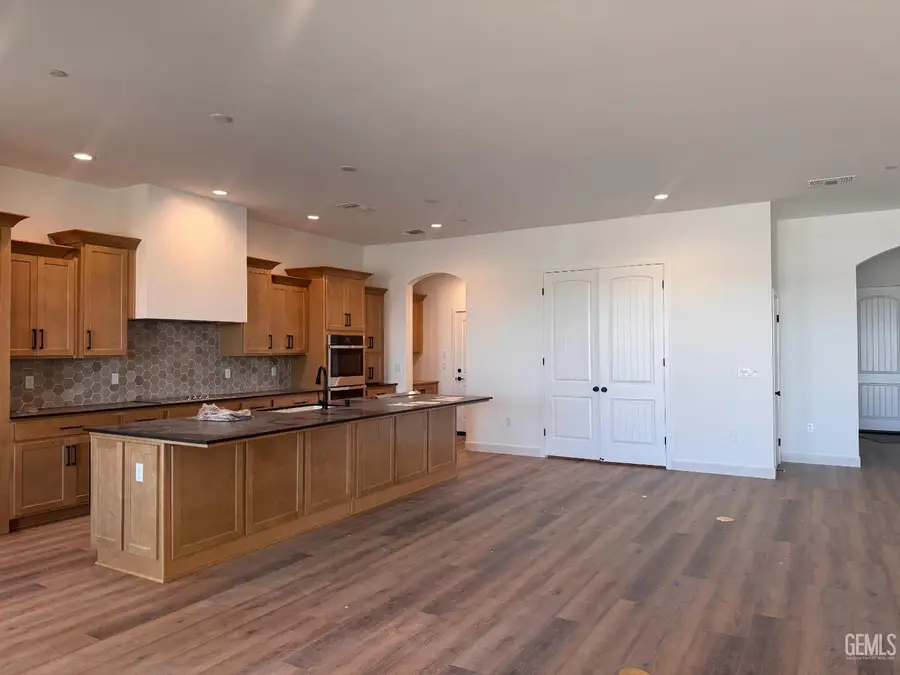7121 GLADEVIEW LANE, Bakersfield, CA 93263 - #3