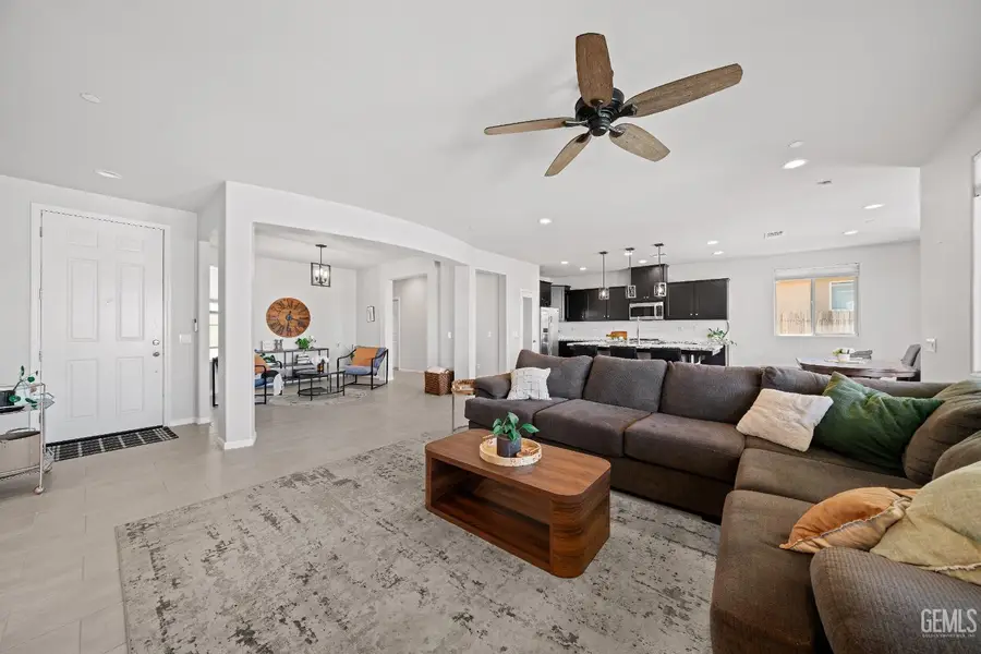 227 HAMMERSMITH DRIVE, Bakersfield, CA 93314 - #3