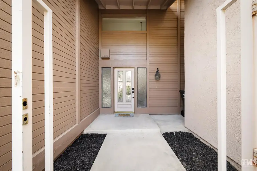 2000 ASHE ROAD #18, Bakersfield, CA 93309 - #3