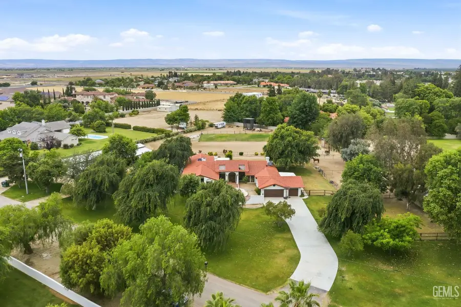 249 MOON RANCH STREET, Bakersfield, CA 93314 - #2