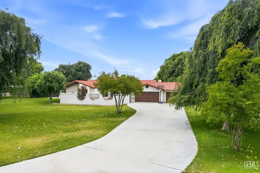 249 MOON RANCH STREET, Bakersfield, CA 93314 - #3