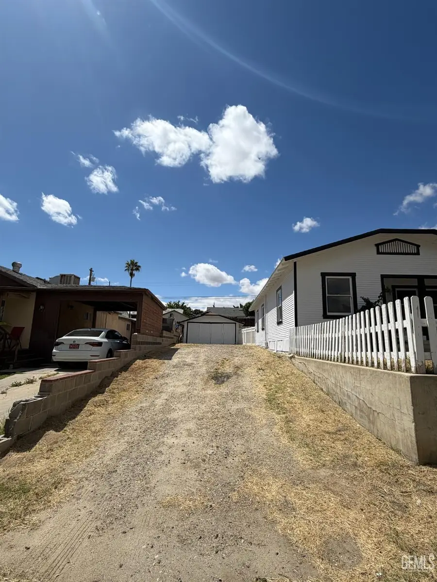 629 A STREET, Taft, CA 93268 - #2