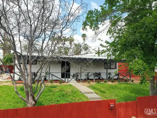 3300 BUCKNELL STREET, Bakersfield, CA 93305