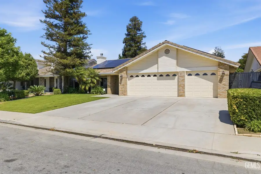 5702 STAGELINE DRIVE, Bakersfield, CA 93312 - #3