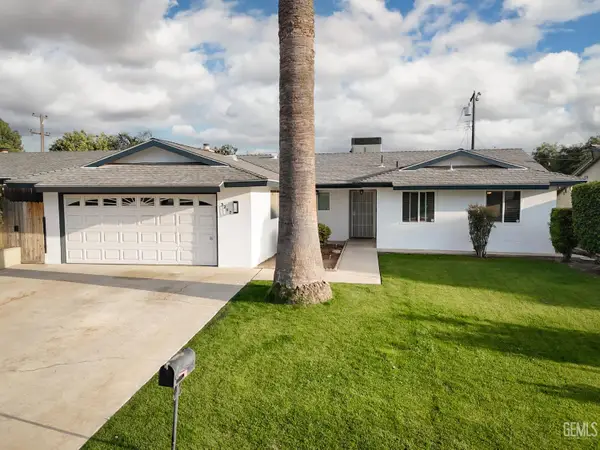 3207 CANDLEWOOD DRIVE, Bakersfield, CA 93306