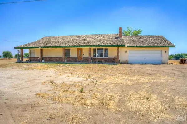 3045 EMERSON WAY, Bakersfield, CA 93313