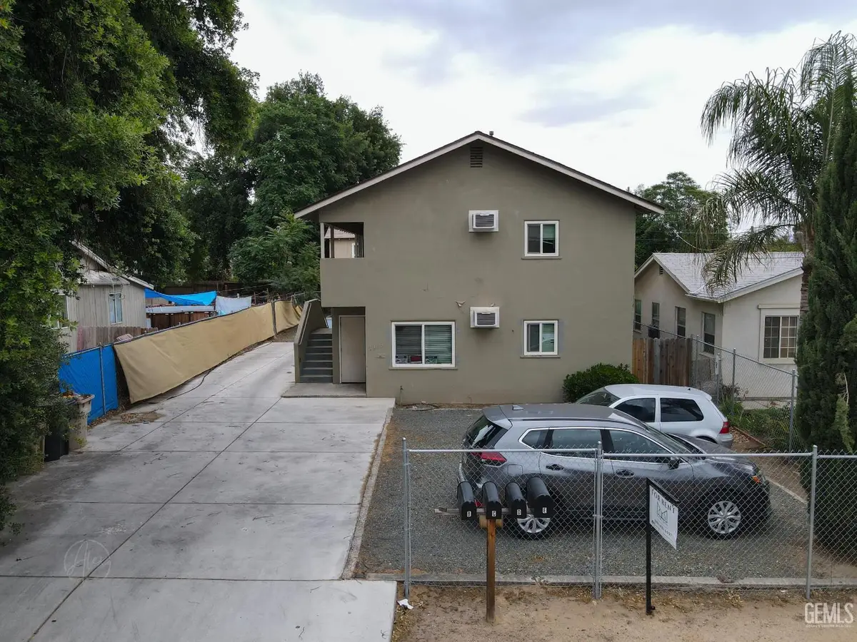 2207 RIVER BOULEVARD, Bakersfield, CA 93305 - #1