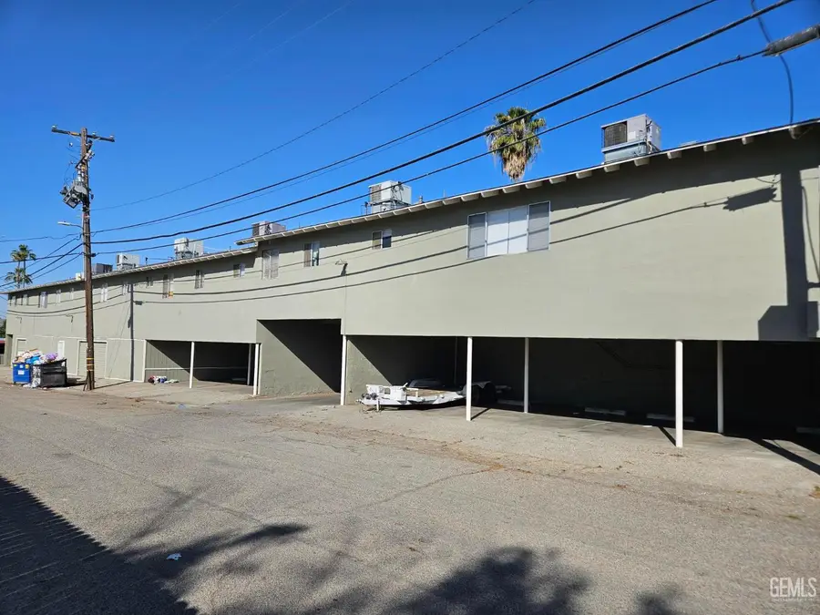 4501 COLUMBUS STREET, Bakersfield, CA 93306 - #3