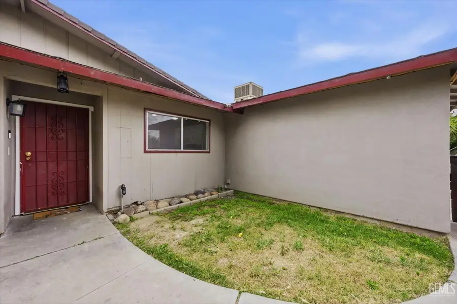 1205 MCKINLEY AVENUE, Bakersfield, CA 93308 - #3