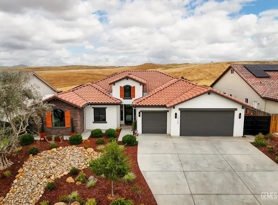 12134 PENDULUM DRIVE, Bakersfield, CA 93306 - #3