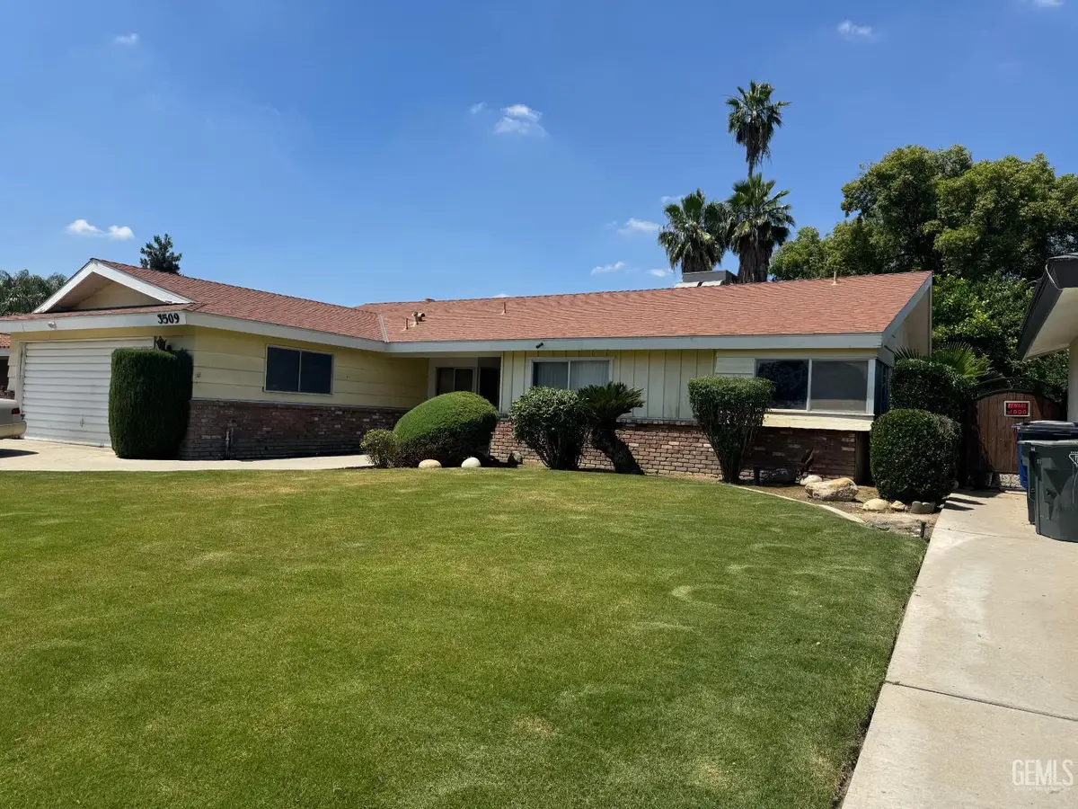 3509 MC COURRY STREET, Bakersfield, CA 93304 - #1