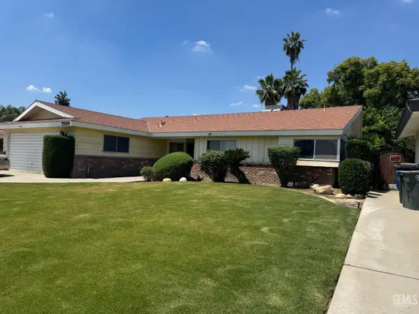 3509 MC COURRY STREET, Bakersfield, CA 93304