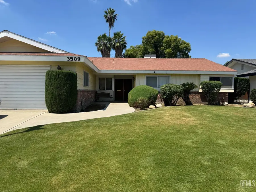 3509 MC COURRY STREET, Bakersfield, CA 93304 - #3