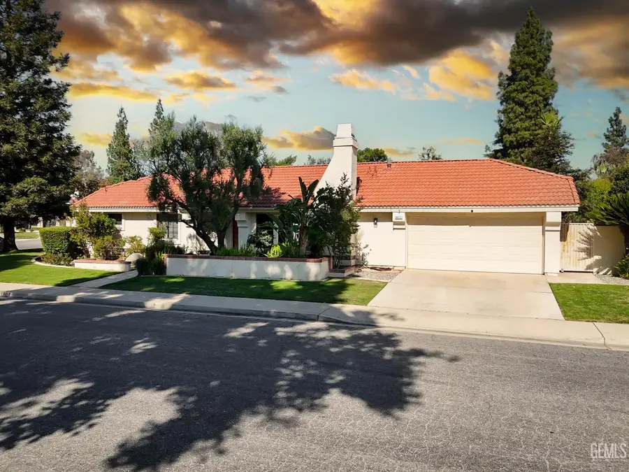 8013 CHAUCER STREET, Bakersfield, CA 93311 - #2