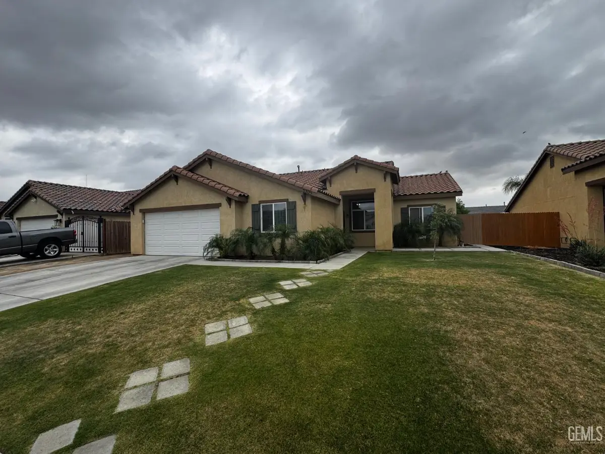 5305 BAJA DRIVE, Bakersfield, CA 93307 - #1