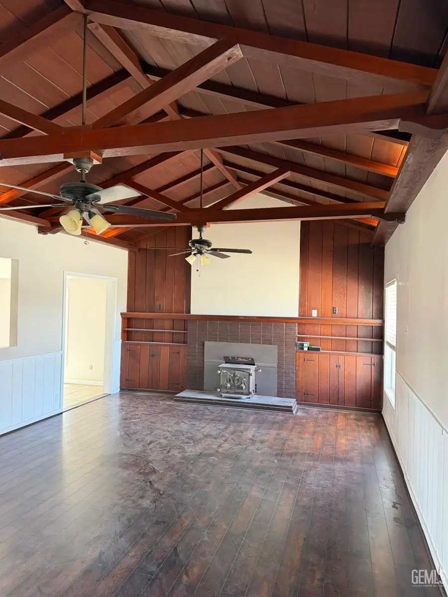 710 CANTLEBERRY LANE, Bakersfield, CA 93304 - #2