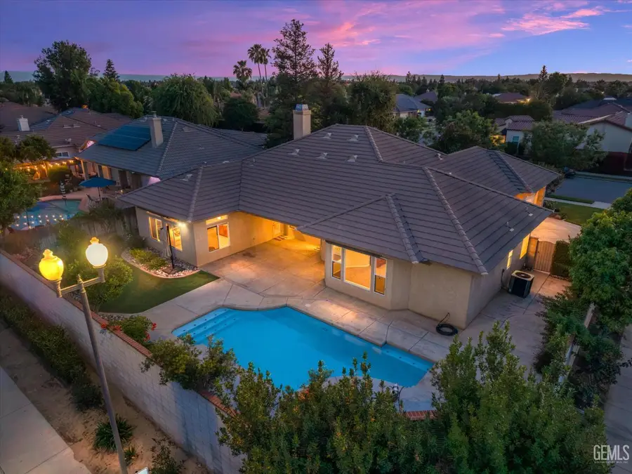 804 REVERE WAY, Bakersfield, CA 93312 - #3