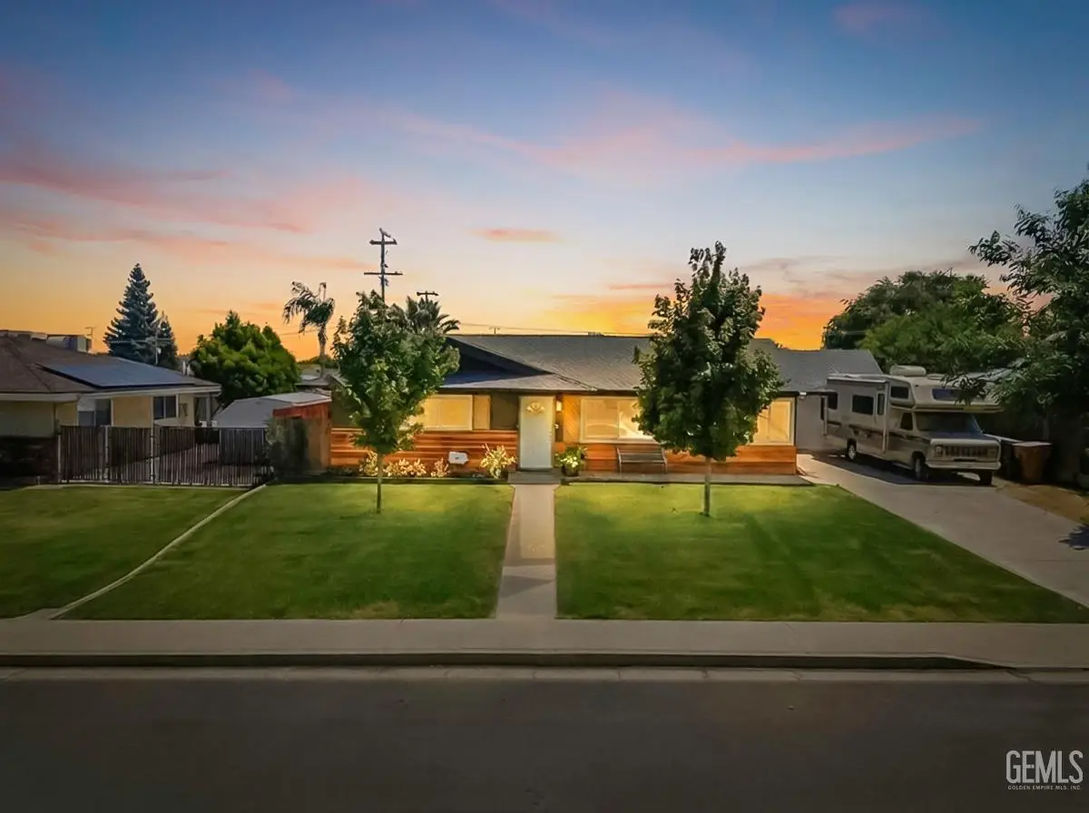 1005 HIGHMOOR AVENUE, Bakersfield, CA 93308 - #1