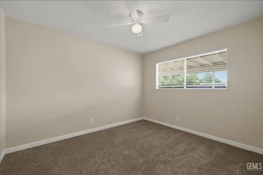 2540 LYNWOOD STREET, Bakersfield, CA 93306 - #2