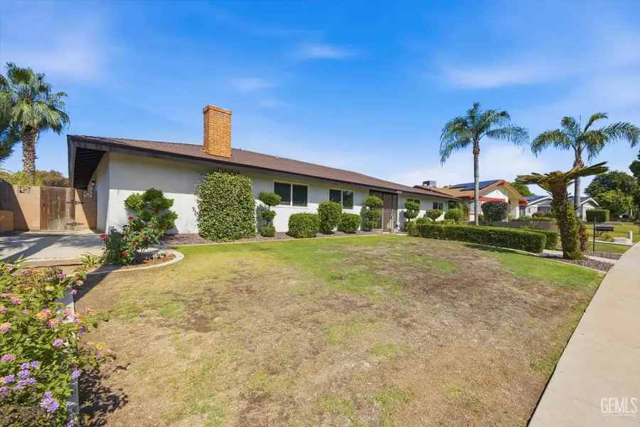 4513 MCCRAY STREET, Bakersfield, CA 93308 - #2