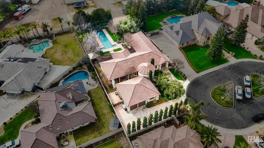 7919 SCARLET MAPLE COURT, Bakersfield, CA 93308 - #3