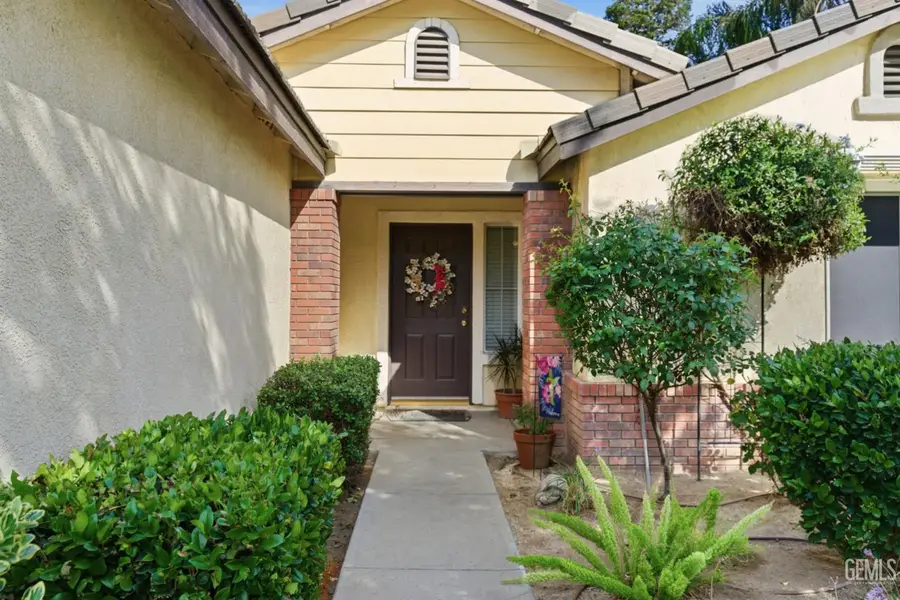 506 BALTIMORE DRIVE, Bakersfield, CA 93312 - #2