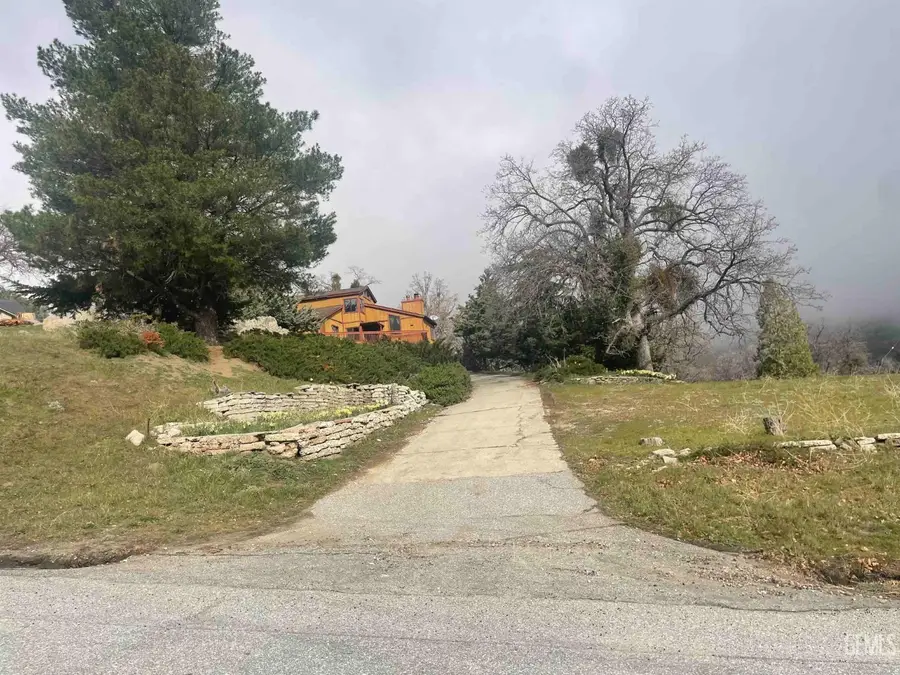 26020 OAKFLAT DRIVE, Tehachapi, CA 93561 - #2