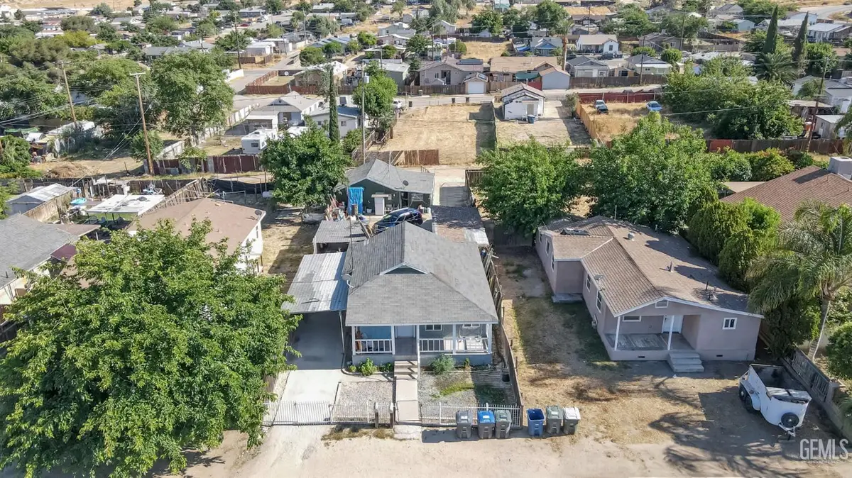 133 CRYSTAL STREET, Taft, CA 93268 - #1