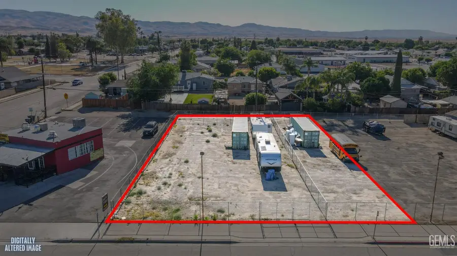 303 HARRISON STREET, Taft, CA 93268 - #2