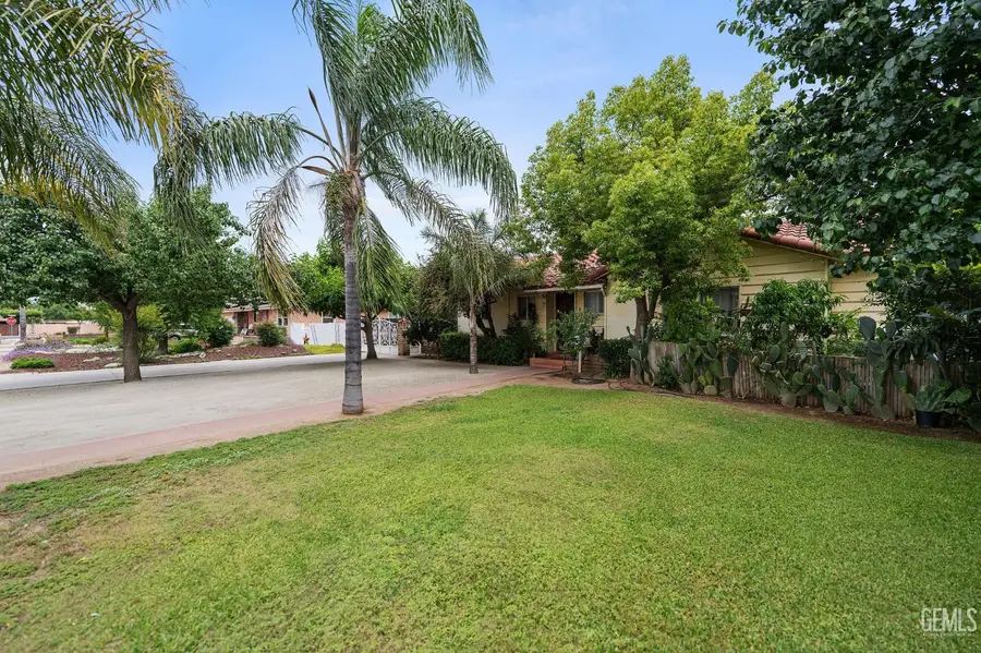 466 SYCAMORE AVENUE, Lindsay, CA 93247 - #3