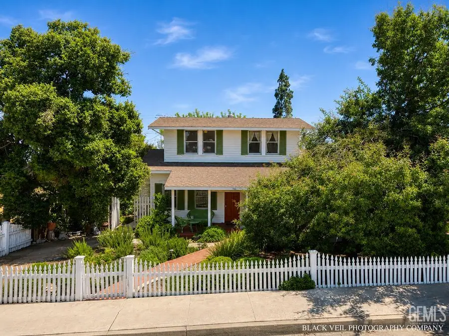 402 S 10TH STREET, Taft, CA 93268 - #3