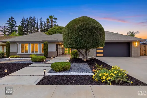 8821 SIERRA OAK DRIVE, Bakersfield, CA 93309